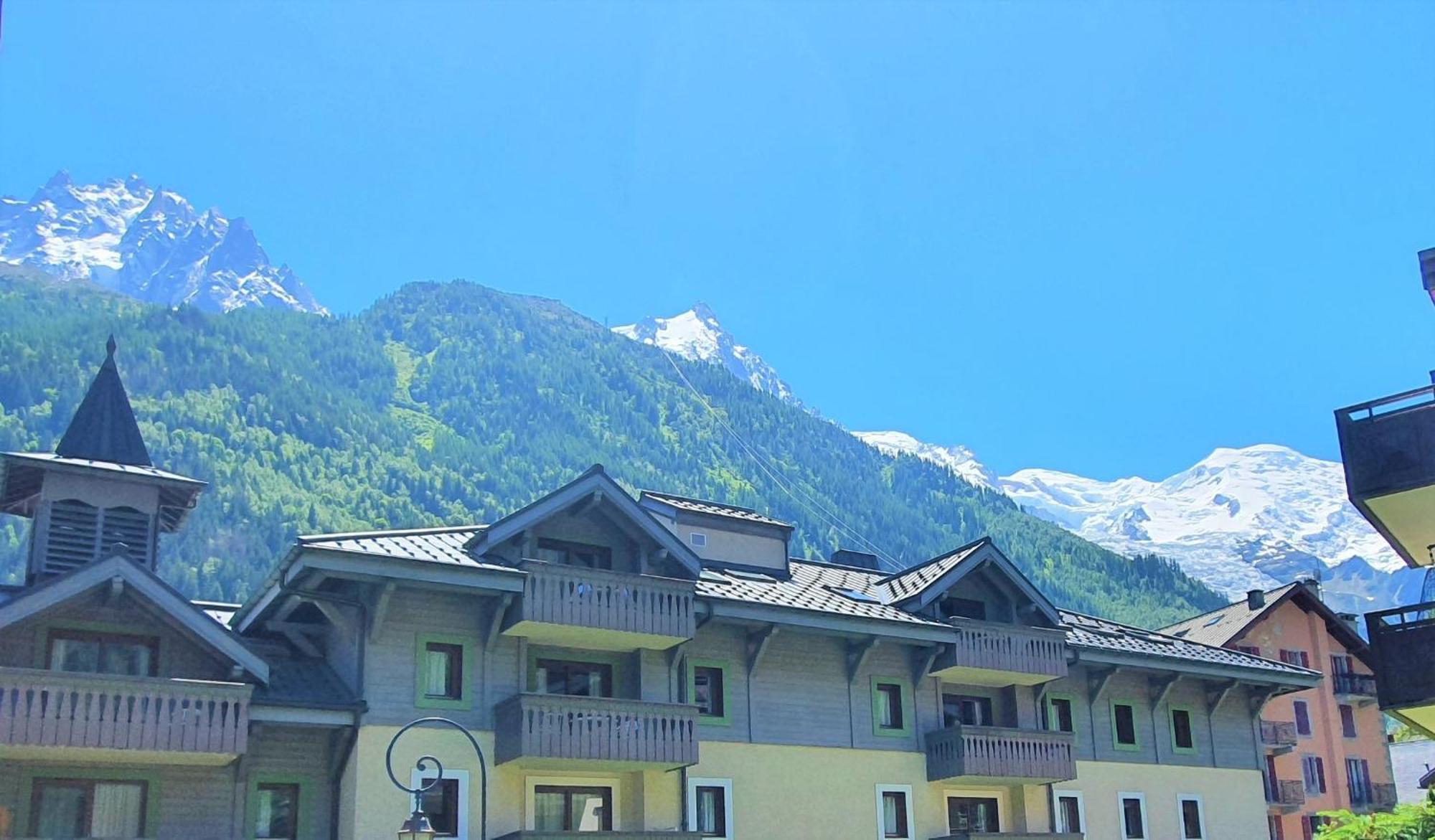 Апартаменты La Ginabelle Vue Montblanc 4 Personnes Шамони Номер фото